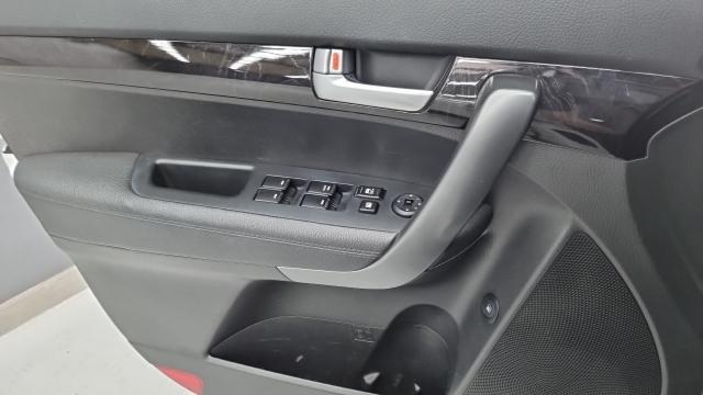 Kia Sorento 2014 — photo 15