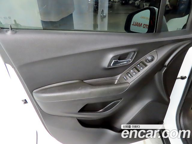 Chevrolet Korea Trax 2015 — photo 17