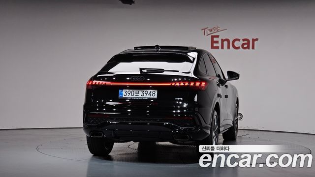 Audi Q5 2025 — photo 4