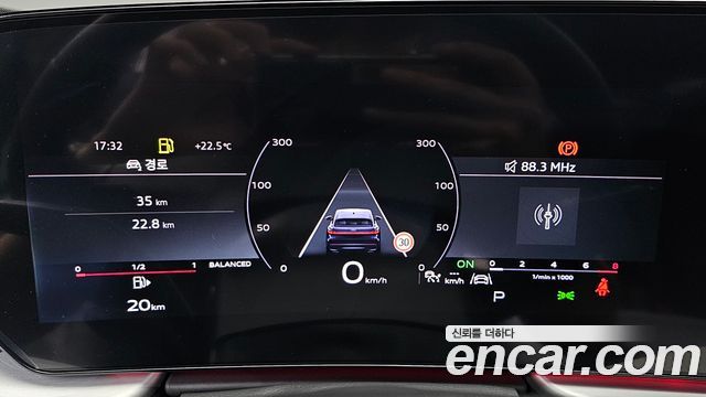 Audi Q5 2025 — photo 11