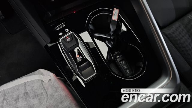 Audi Q5 2025 — photo 12