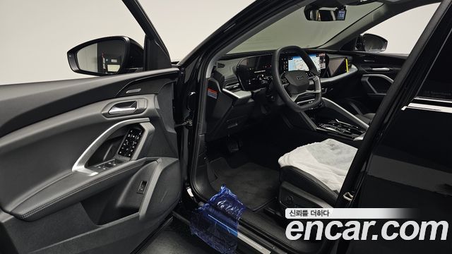 Audi Q5 2025 — photo 13