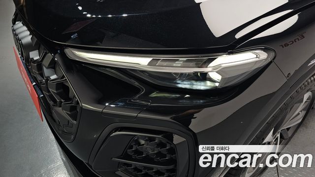 Audi Q5 2025 — photo 8