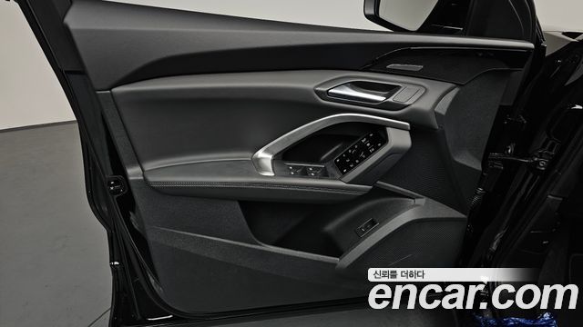 Audi Q5 2025 — photo 14