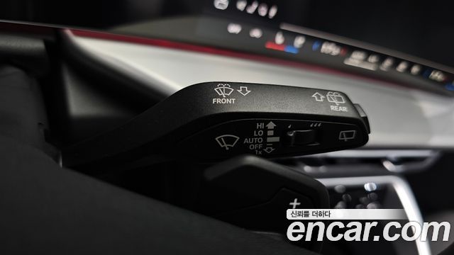 Audi Q5 2025 — photo 31