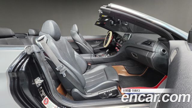 BMW 6-Series 2012 — photo 10