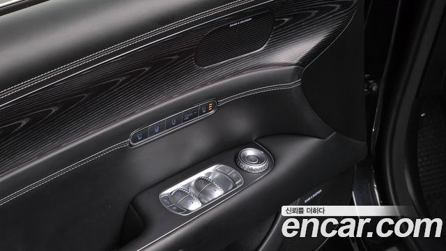 Genesis G90 2022 — photo 22