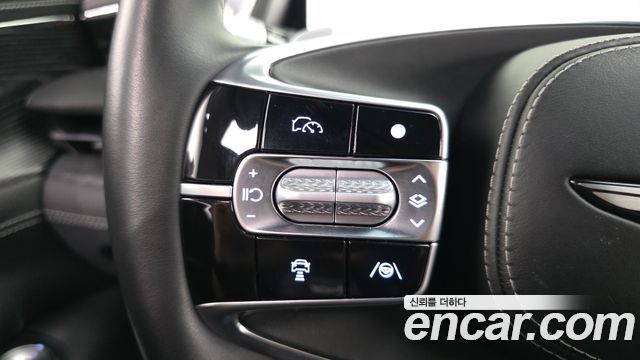 Genesis G90 2022 — photo 24