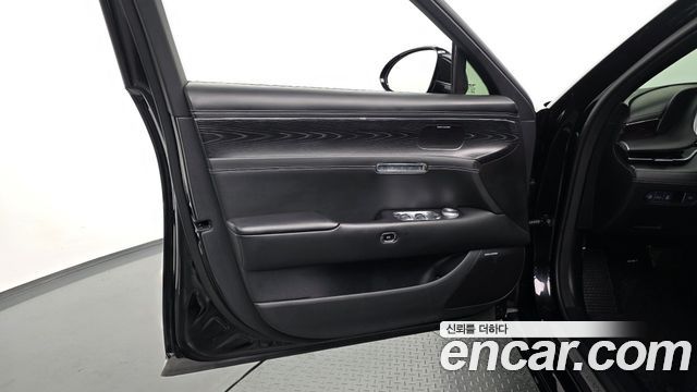 Genesis G90 2022 — photo 14