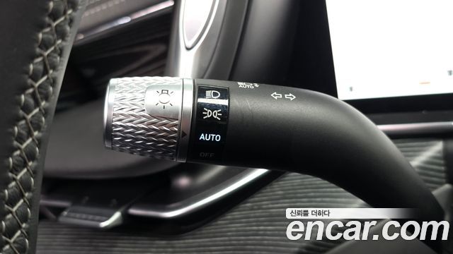 Genesis G90 2022 — photo 27