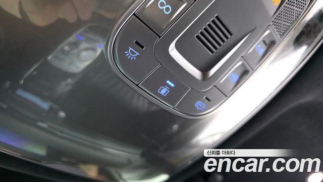 Genesis G90 2022 — photo 33