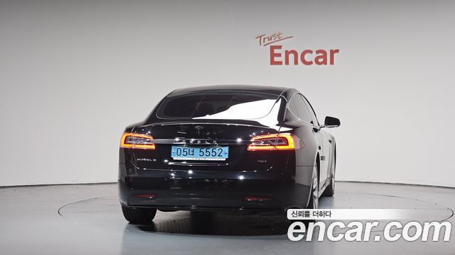 Tesla Model S 2018 — photo 4