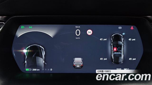 Tesla Model S 2018 — photo 24