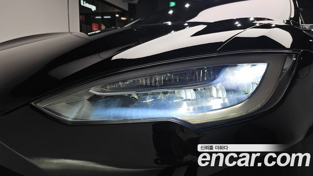 Tesla Model S 2018 — photo 8