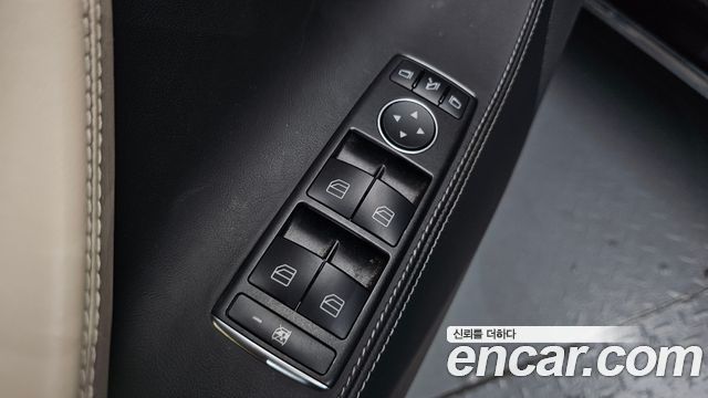 Tesla Model S 2018 — photo 27