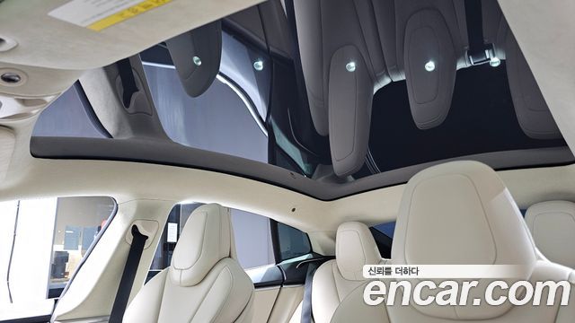Tesla Model S 2018 — photo 34