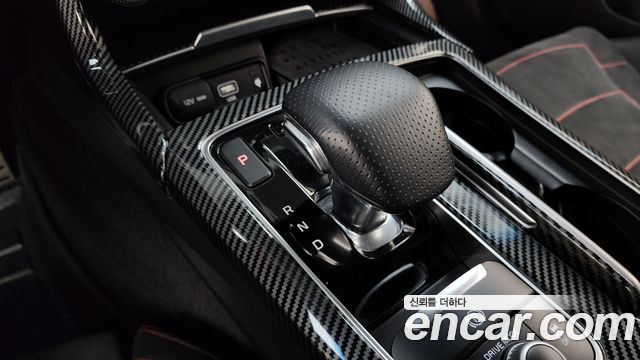 Kia Stinger 2023 — photo 12