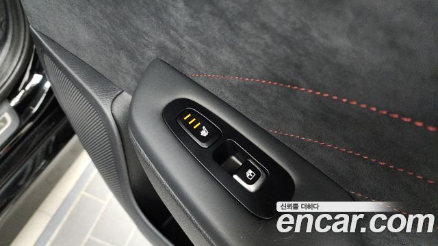Kia Stinger 2023 — photo 25