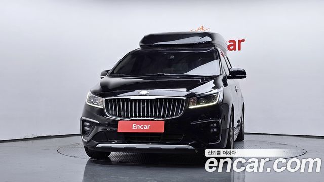Kia Canival 2019 — photo 3