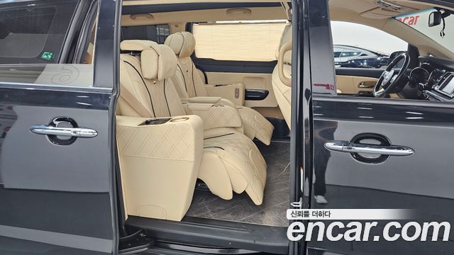 Kia Canival 2019 — photo 11