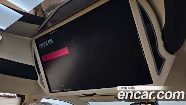 Kia Canival 2019 — photo 16