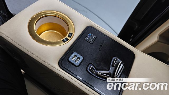 Kia Canival 2019 — photo 18