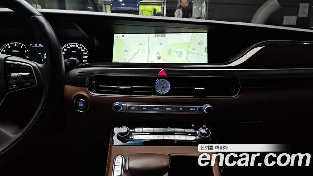 Genesis G90 2019 — photo 20