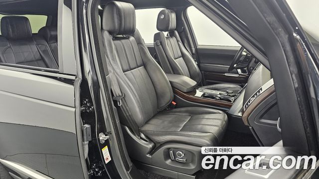 Land Rover Range Rover 2016 — photo 18