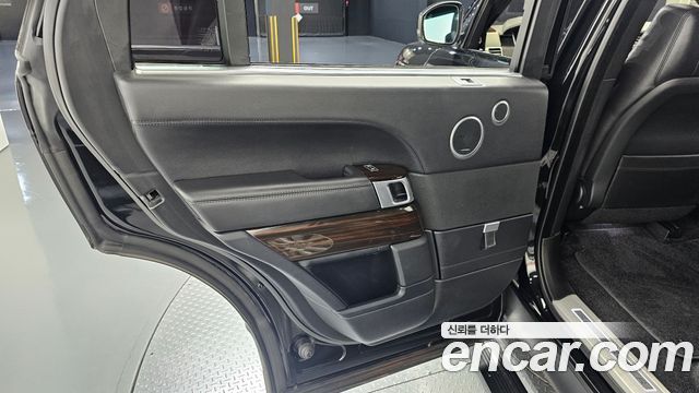 Land Rover Range Rover 2016 — photo 15