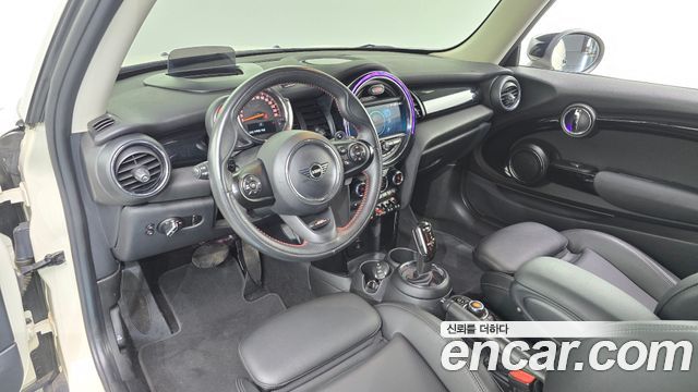 Mini Cooper 2020 — photo 10