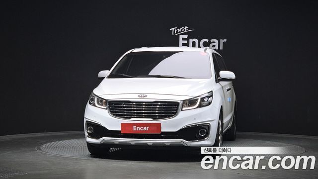 Kia Canival 2015 — photo 3