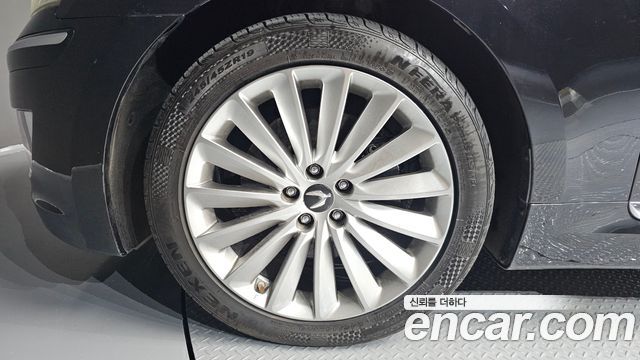 Hyundai Equus 2010 — photo 5