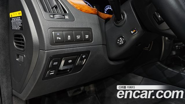 Hyundai Equus 2010 — photo 13