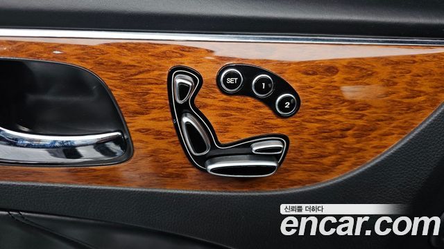 Hyundai Equus 2010 — photo 14