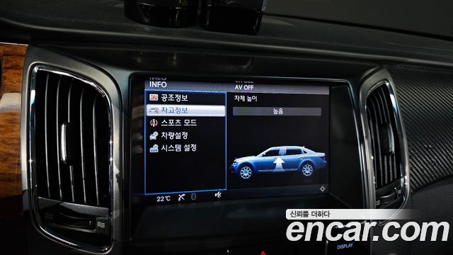 Hyundai Equus 2010 — photo 18