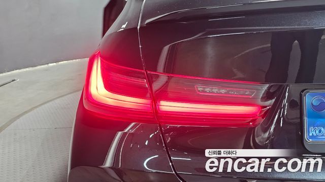 BMW M3 2025 — photo 9