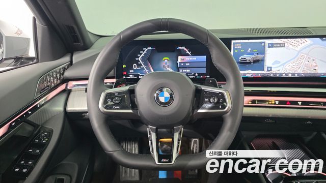 BMW 5-Series 2026 — photo 13