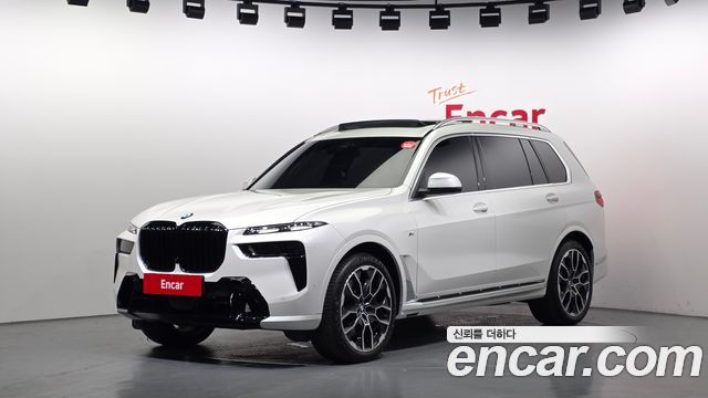 BMW X7 2025 — photo 1