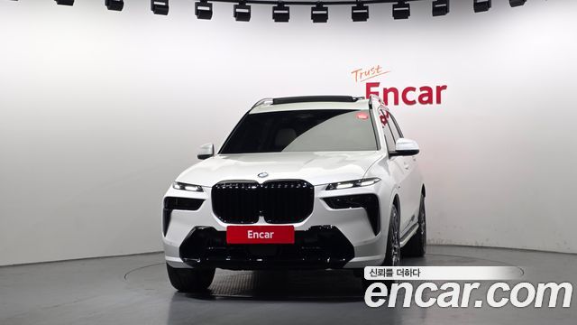 BMW X7 2025 — photo 3