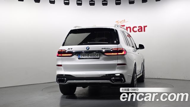 BMW X7 2025 — photo 4