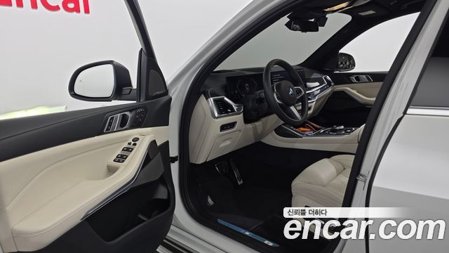 BMW X7 2025 — photo 10