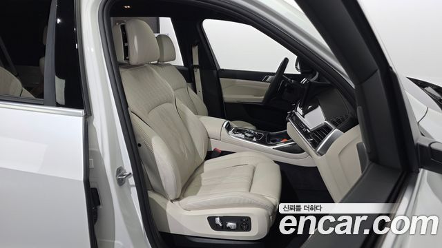 BMW X7 2025 — photo 12