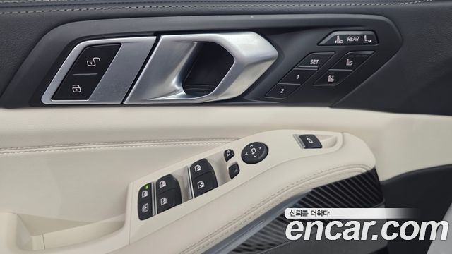 BMW X7 2025 — photo 14