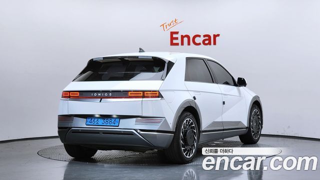 Hyundai Ioniq5 2022 — photo 2