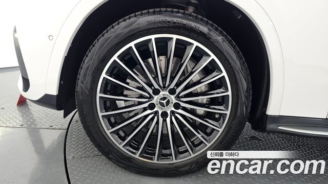 Mercedes-Benz GLC-Class 2024 — photo 5
