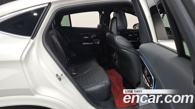 Mercedes-Benz GLC-Class 2024 — photo 17