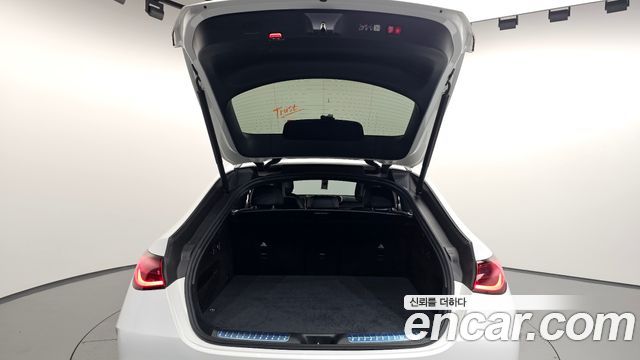 Mercedes-Benz GLC-Class 2024 — photo 24