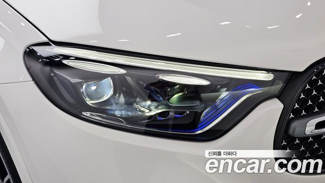 Mercedes-Benz GLC-Class 2024 — photo 8