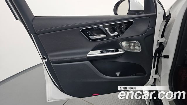 Mercedes-Benz GLC-Class 2024 — photo 14