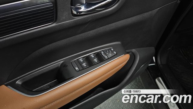 Renault Korea QM6 2023 — photo 18